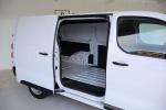 opel-vivaro-2023-diesel-1997cc