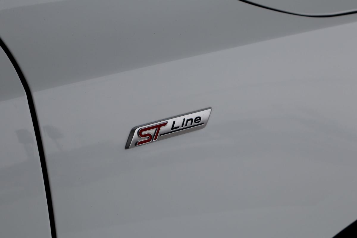 ford-focus-2024-gasolina-998cc