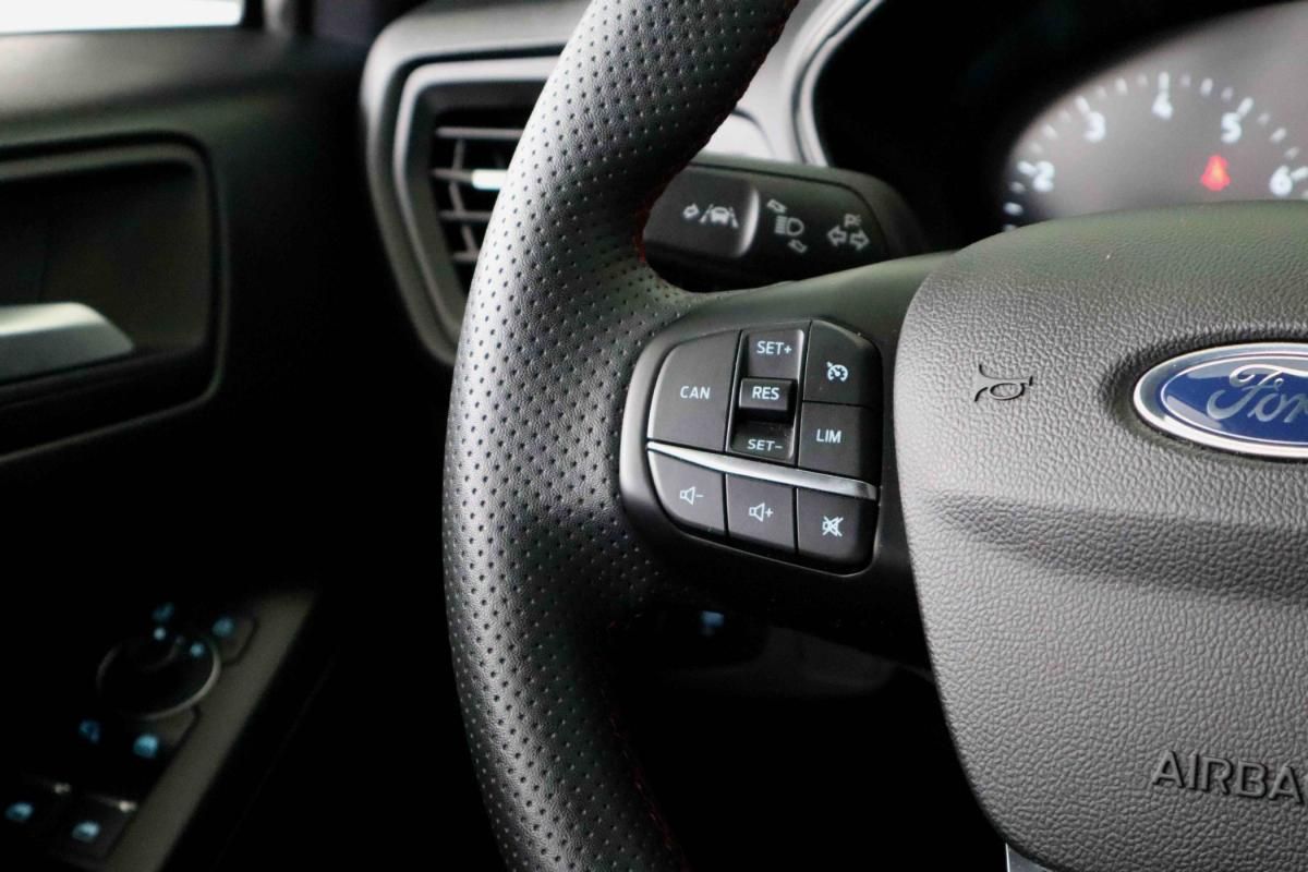 ford-focus-2024-gasolina-998cc