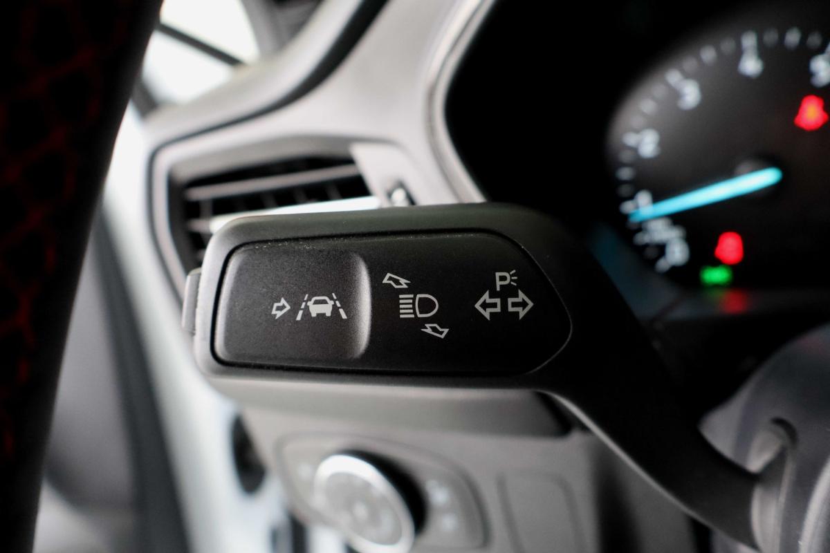 ford-focus-2024-gasolina-998cc