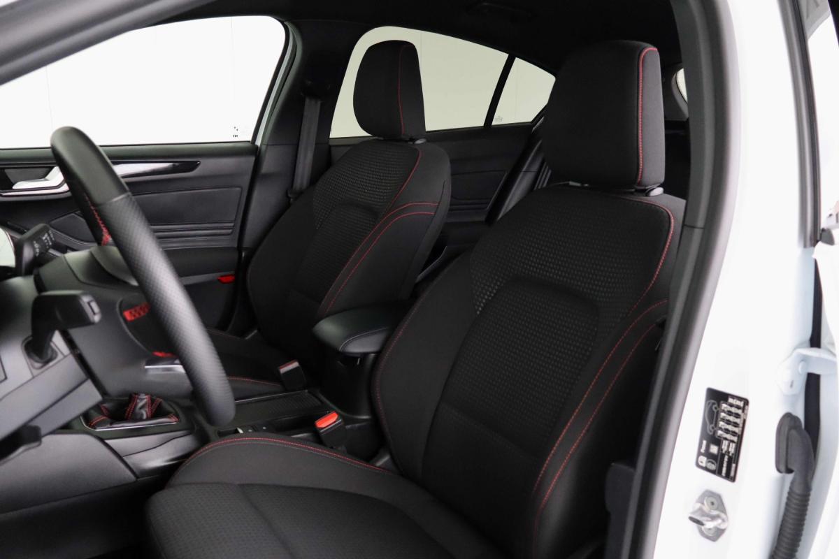 ford-focus-2024-gasolina-998cc