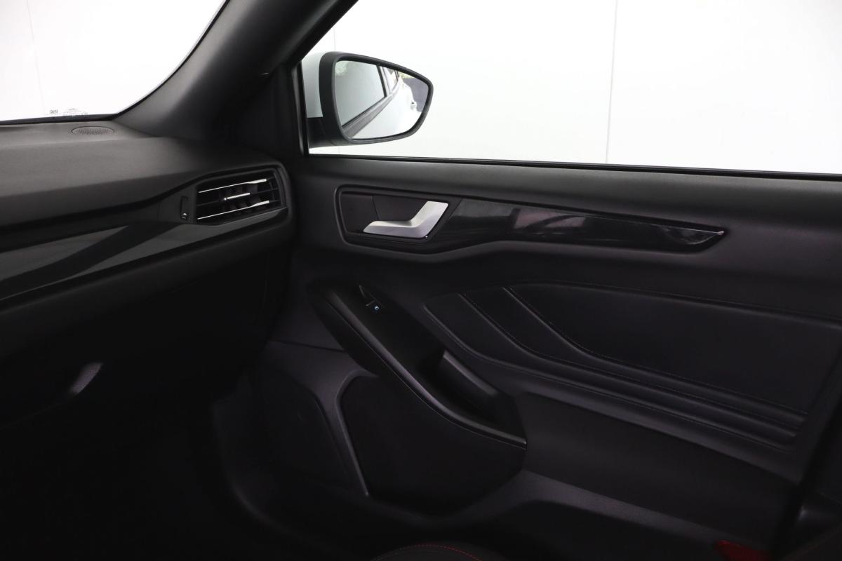 ford-focus-2024-gasolina-998cc