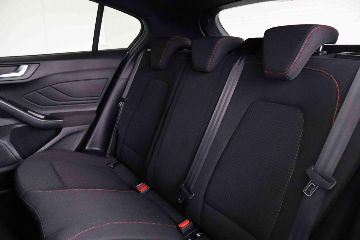ford-focus-2024-gasolina-998cc