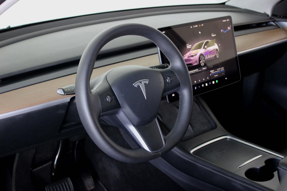 tesla-model-y-2022-eletrico-0cc