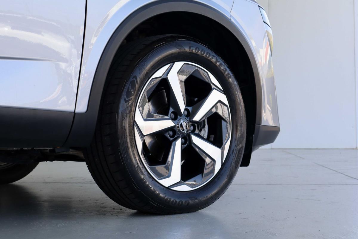 nissan-qashqai-2023-gasolina-1332cc