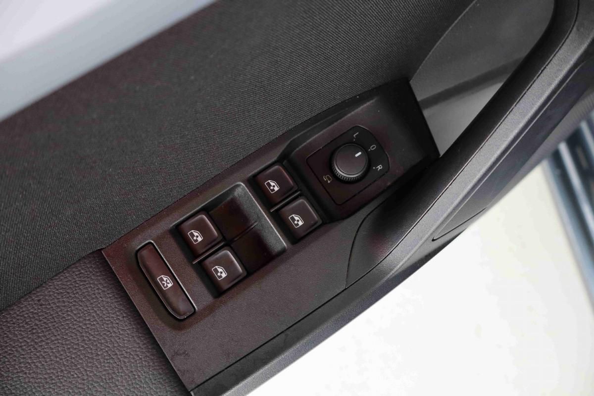 seat-ibiza-2025-gasolina-999cc