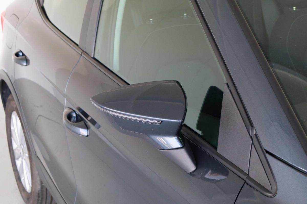 seat-arona-2023-gasolina-999cc