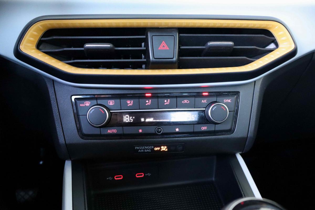 seat-arona-2023-gasolina-999cc
