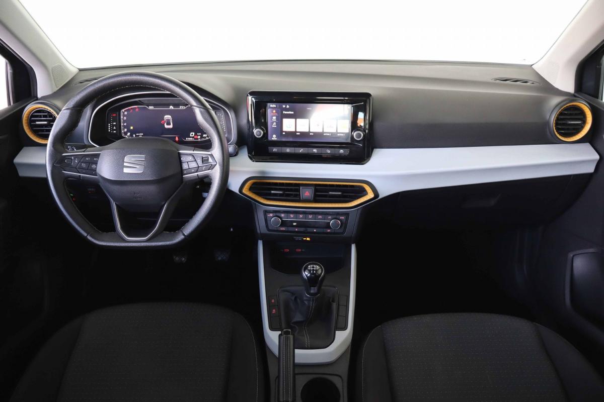 seat-arona-2023-gasolina-999cc
