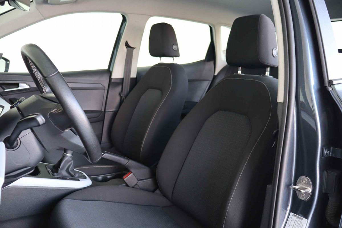 seat-arona-2023-gasolina-999cc