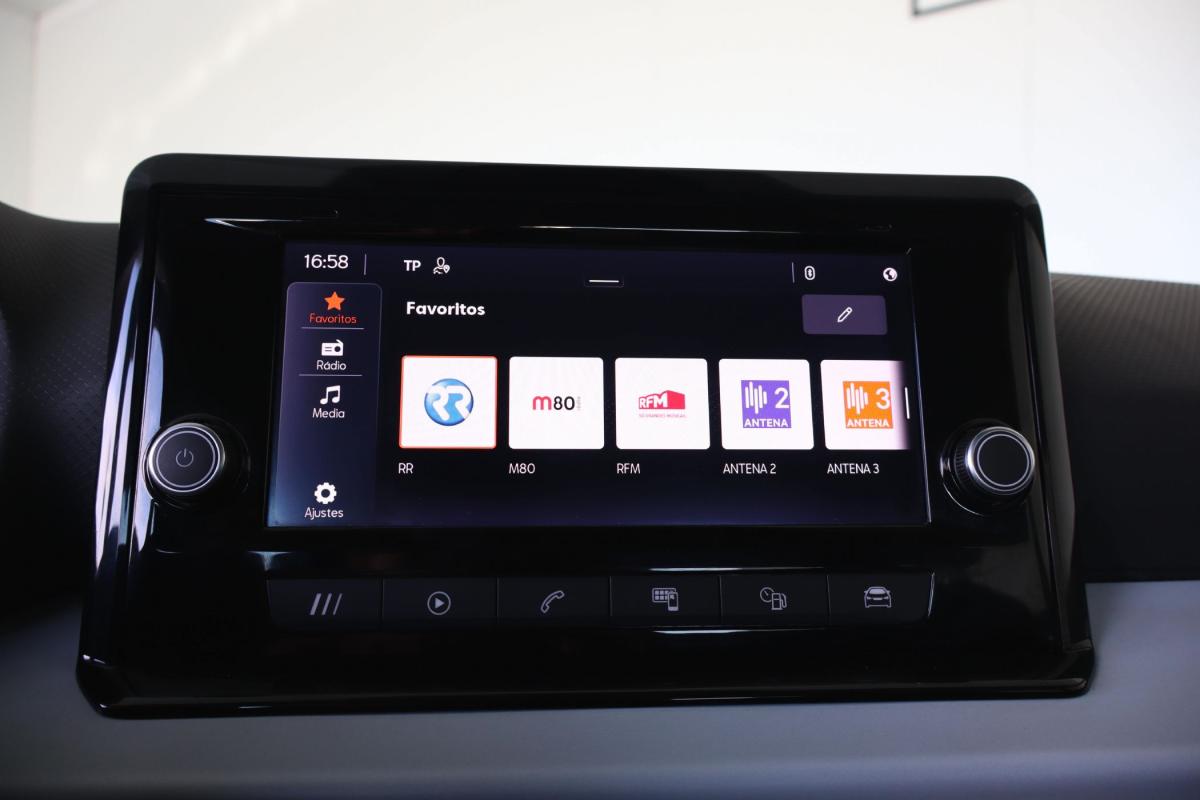 seat-arona-2023-gasolina-999cc