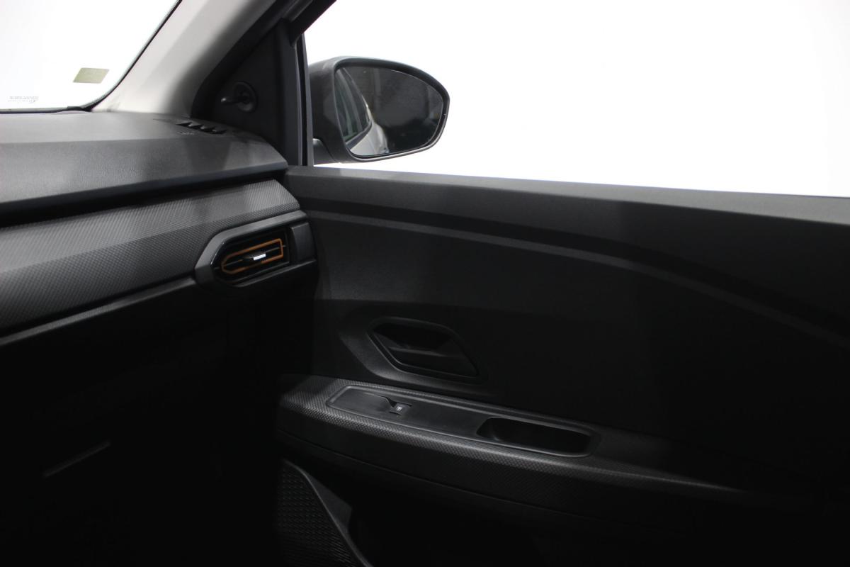 dacia-sandero-2023-gpl-999cc