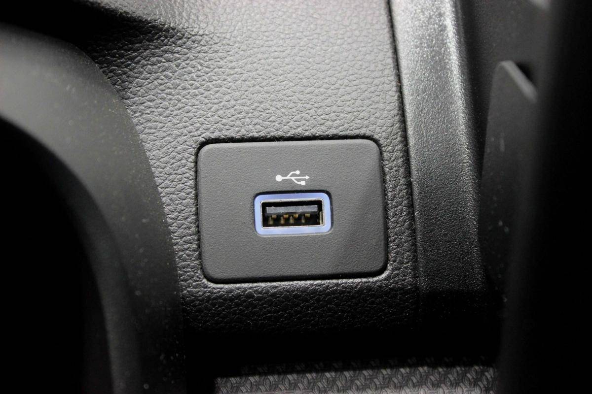 dacia-sandero-2023-gpl-999cc