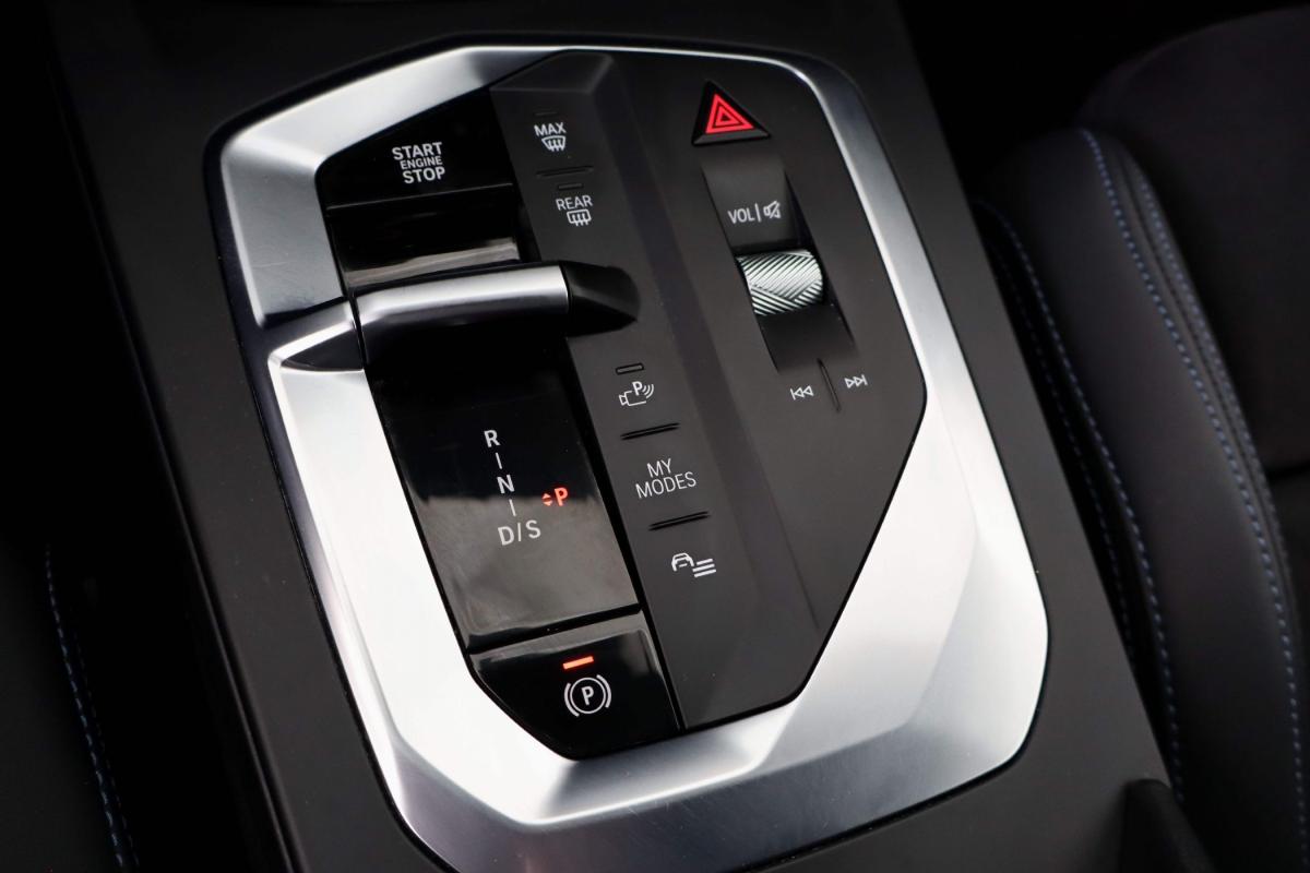 bmw-serie-1-2025-gasolina-1499cc