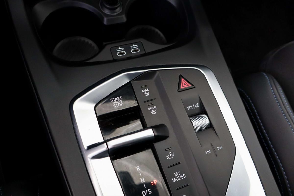 bmw-serie-1-2025-gasolina-1499cc