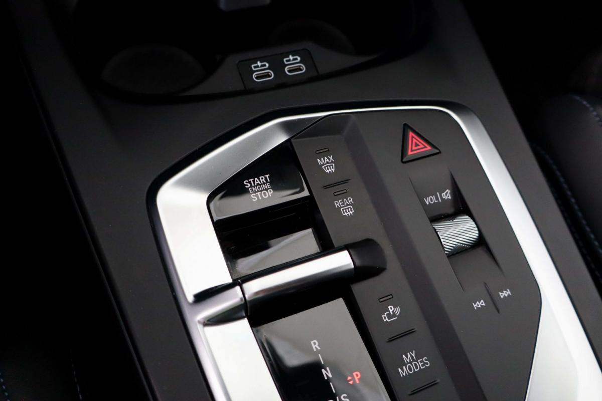 bmw-serie-1-2025-gasolina-1499cc