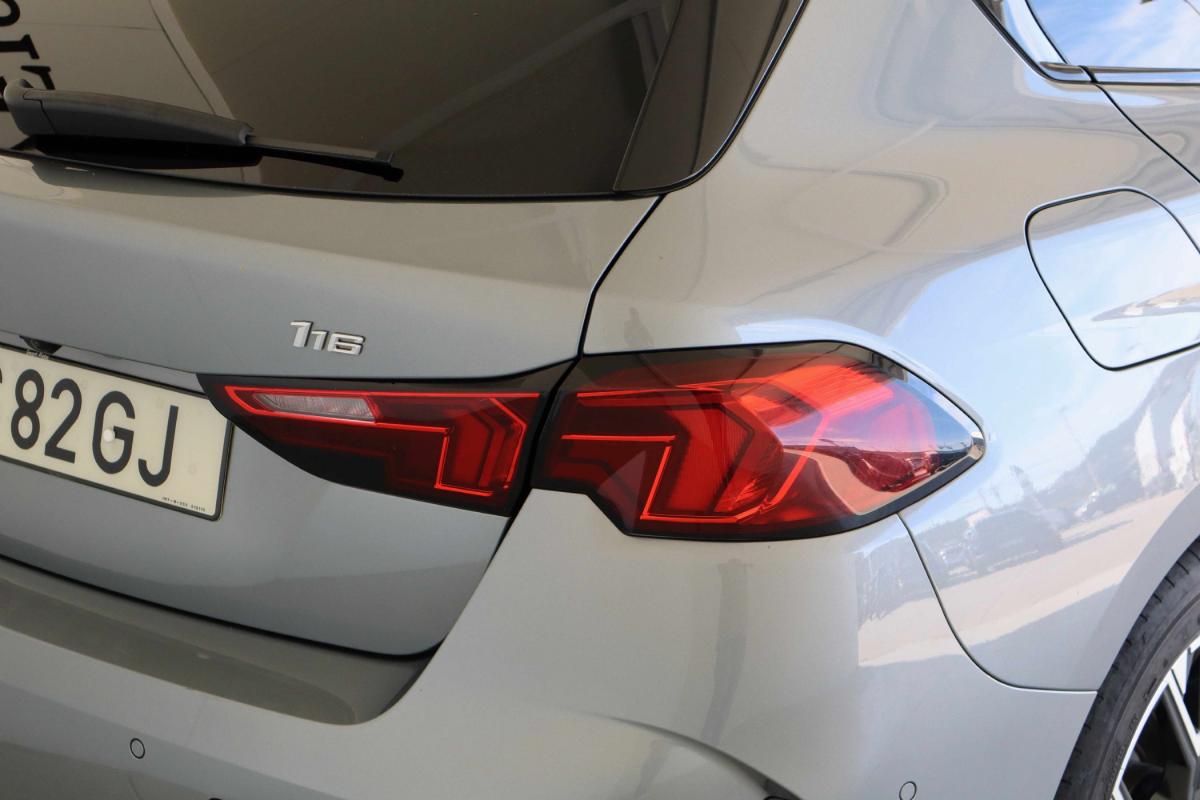 bmw-serie-1-2025-gasolina-1499cc