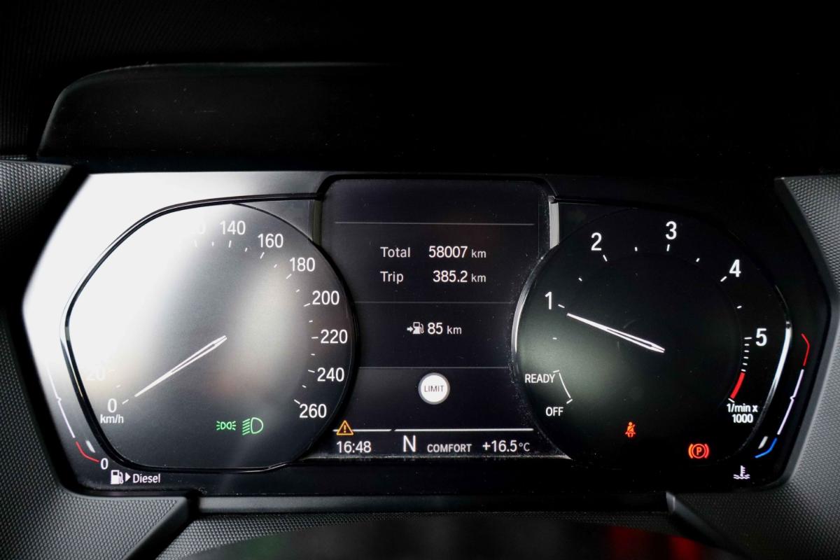 bmw-serie-1-2021-diesel-1496cc
