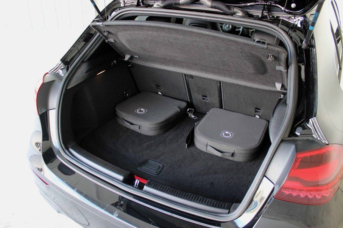 mercedes-benz-classe-a-2023-hibrido-a-gasolina-1332cc