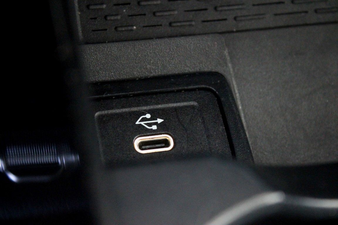 mercedes-benz-classe-a-2023-hibrido-a-gasolina-1332cc