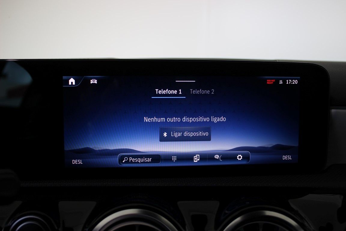 mercedes-benz-classe-a-2023-hibrido-a-gasolina-1332cc