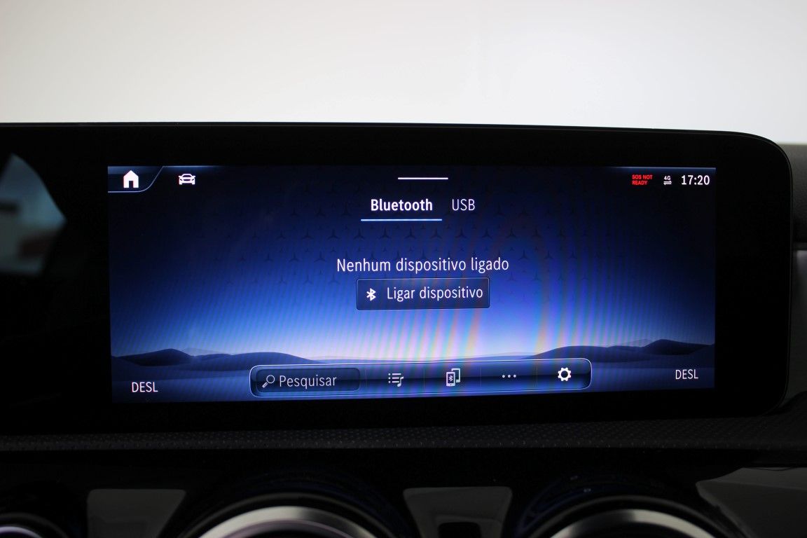 mercedes-benz-classe-a-2023-hibrido-a-gasolina-1332cc