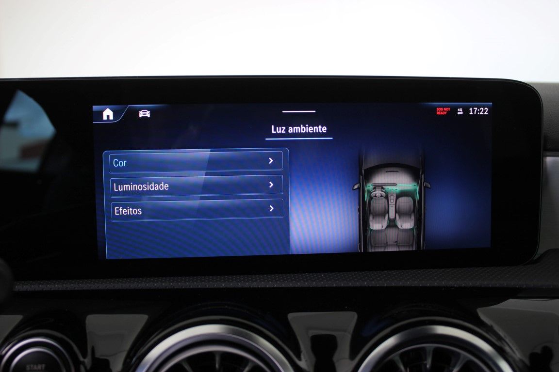 mercedes-benz-classe-a-2023-hibrido-a-gasolina-1332cc