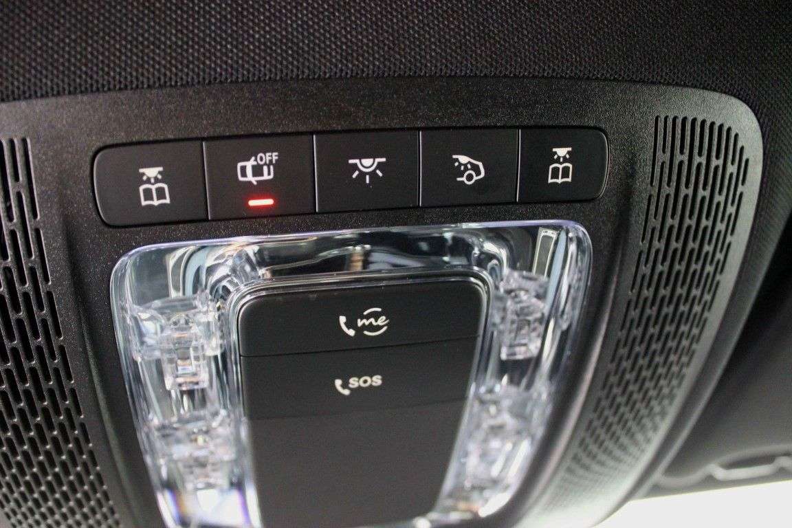 mercedes-benz-classe-a-2023-hibrido-a-gasolina-1332cc