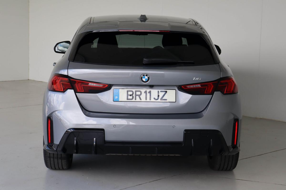 bmw-serie-1-2025-gasolina-1499cc