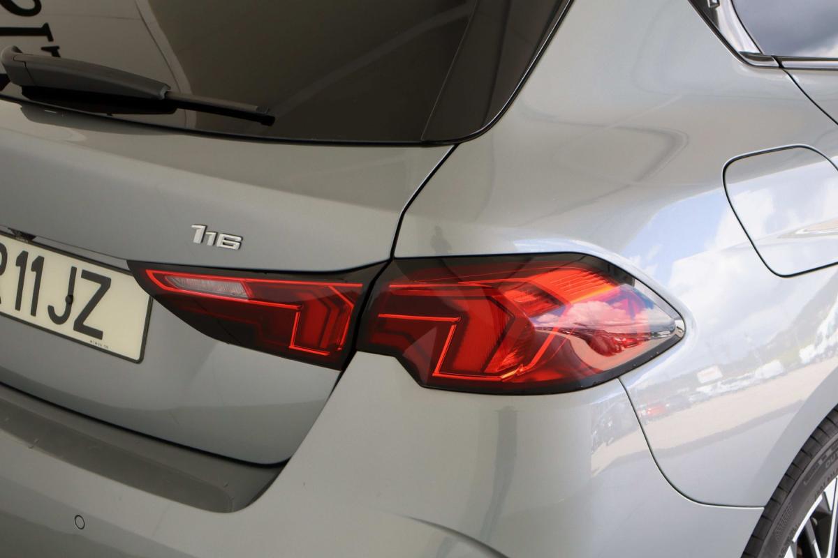bmw-serie-1-2025-gasolina-1499cc