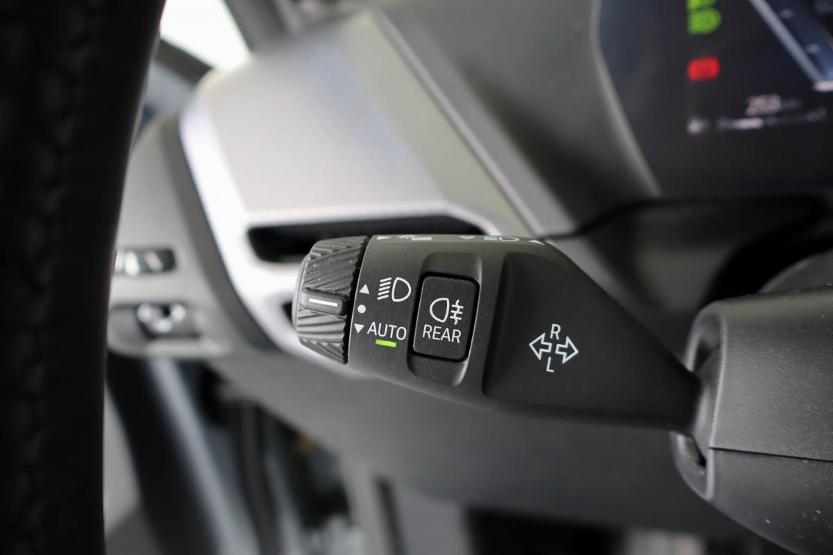 bmw-serie-1-2025-gasolina-1499cc
