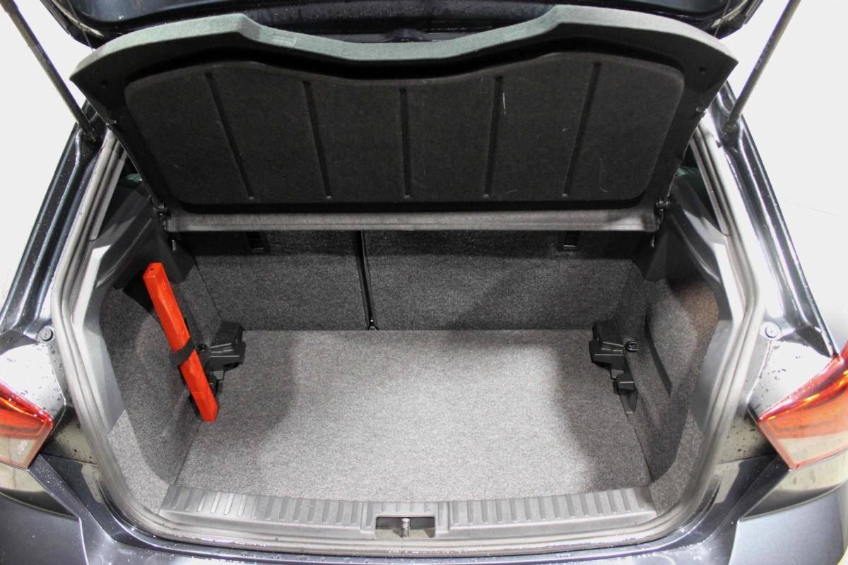 seat-ibiza-2023-gasolina-999cc