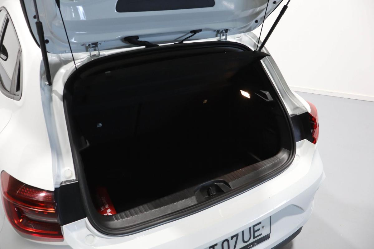 mitsubishi-colt-2025-gpl-999cc