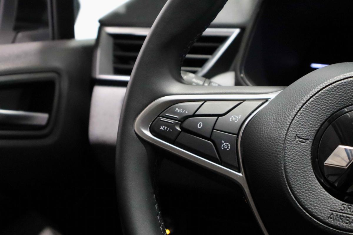 mitsubishi-colt-2025-gpl-999cc