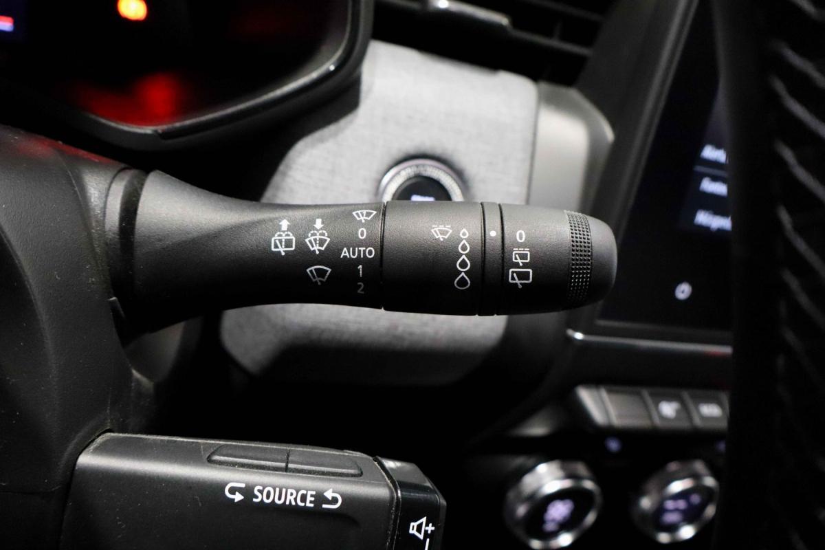 mitsubishi-colt-2025-gpl-999cc