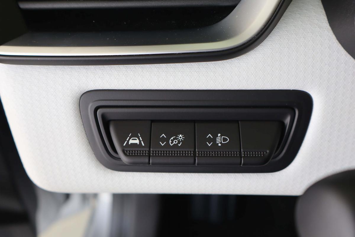 renault-clio-2023-gpl-999cc