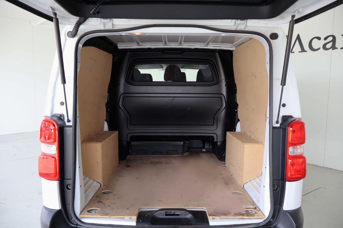 opel-vivaro-2024-diesel-1997cc
