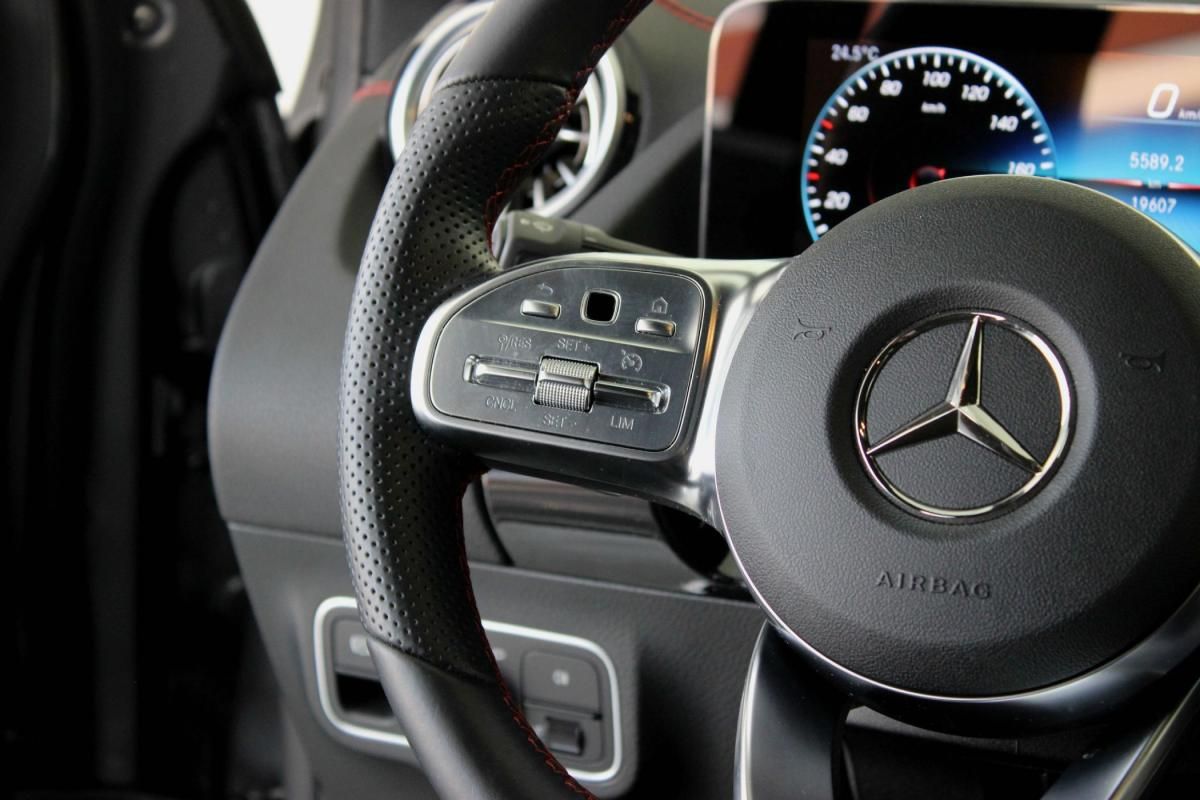 mercedes-benz-eqa-2023-eletrico-500cc