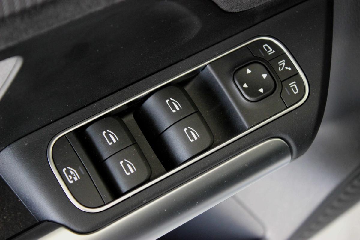 mercedes-benz-eqa-2023-eletrico-500cc