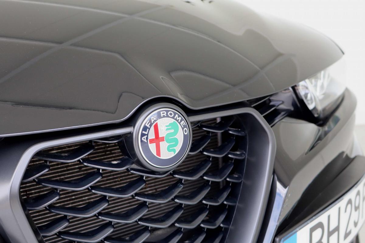 alfa-romeo-tonale-2024-gasolina-1469cc