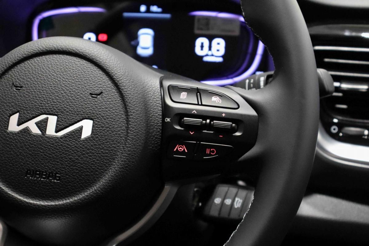 kia-stonic-2025-gasolina-998cc