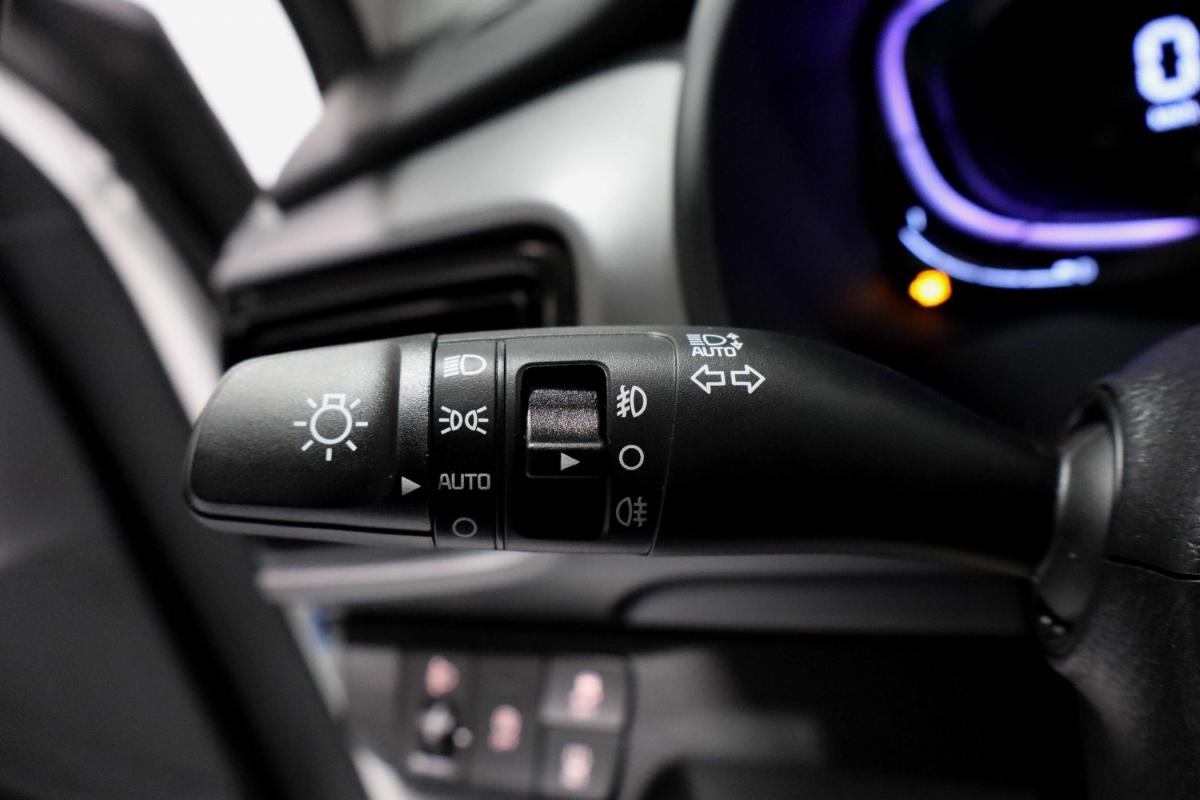 kia-stonic-2025-gasolina-998cc