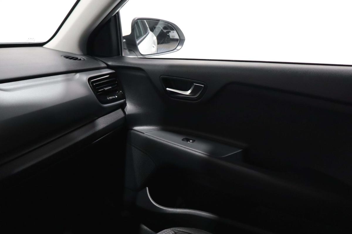 kia-stonic-2025-gasolina-998cc