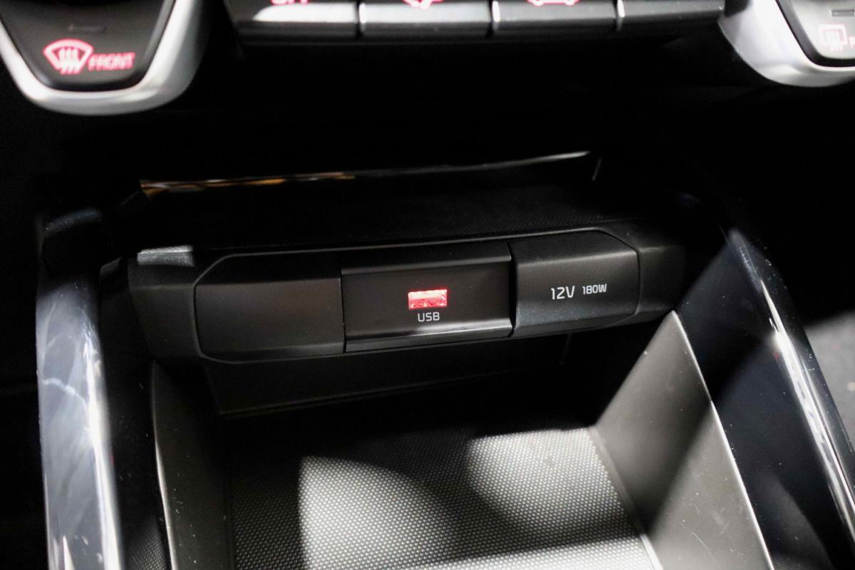 kia-stonic-2025-gasolina-998cc