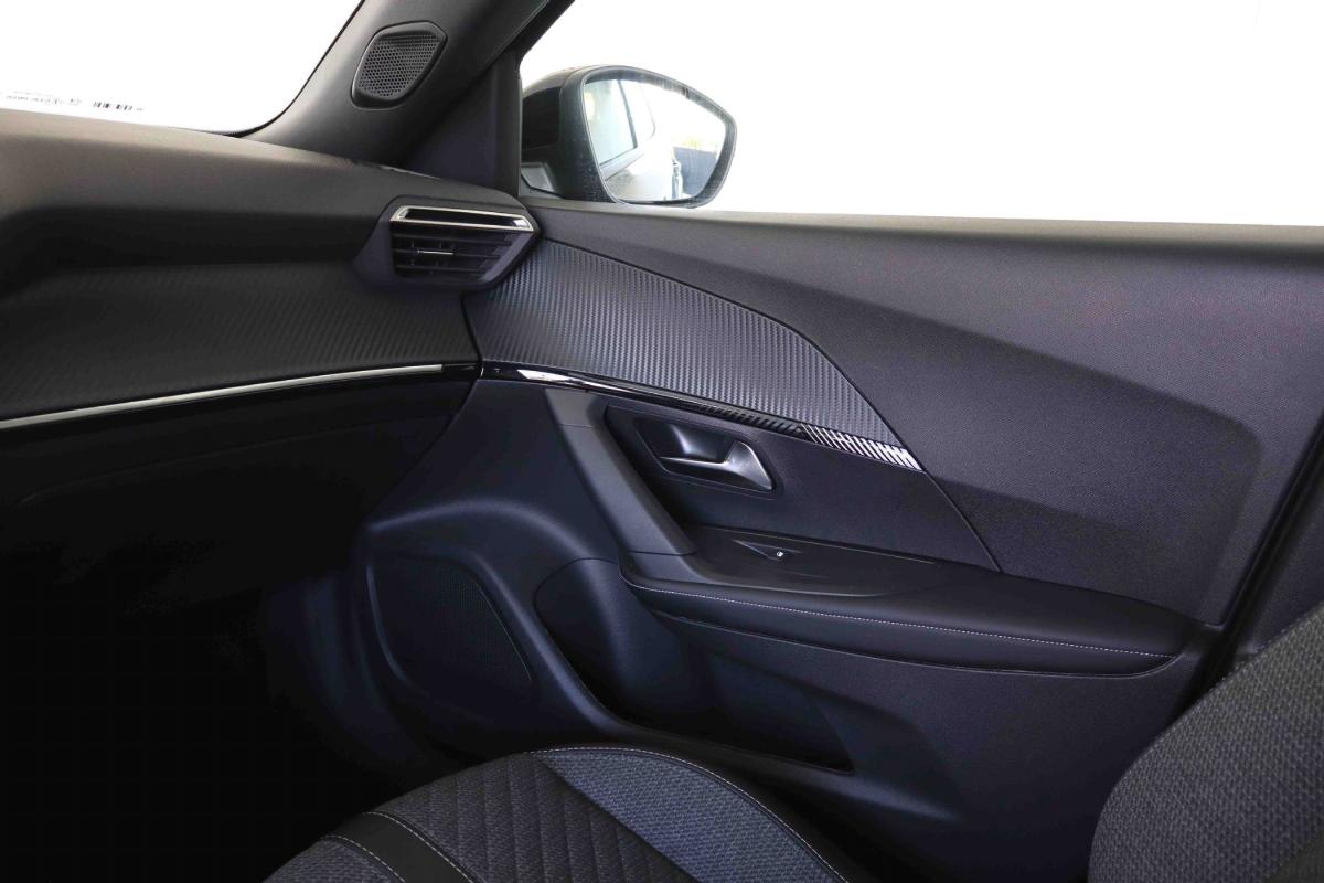 peugeot-2008-2024-eletrico-500cc