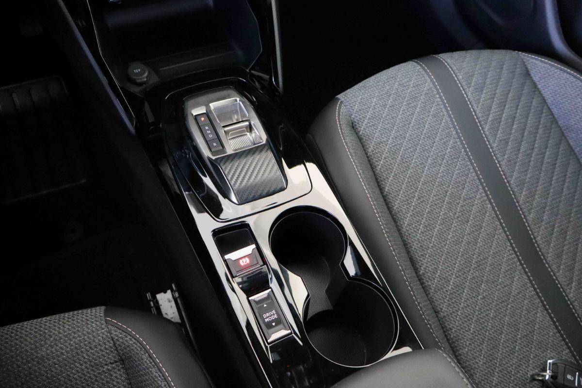 peugeot-2008-2024-eletrico-500cc
