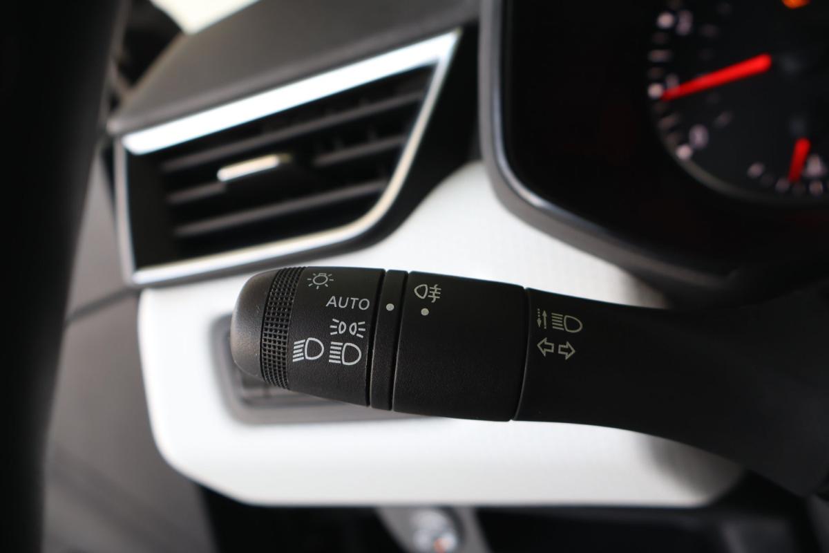 renault-clio-2023-gpl-999cc