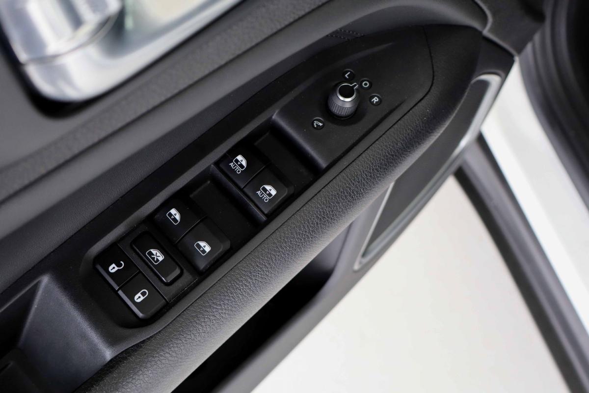 jeep-compass-2023-hibrido-a-gasolina-1332cc