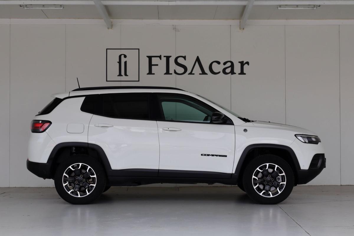 jeep-compass-2023-hibrido-a-gasolina-1332cc