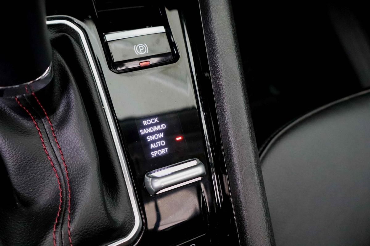 jeep-compass-2023-hibrido-a-gasolina-1332cc